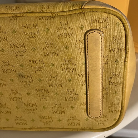 MCM tote - Picture 11 of 12